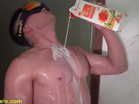 This Asian hunk with washboard abs gets a bath scene that is quite rambunctious.
